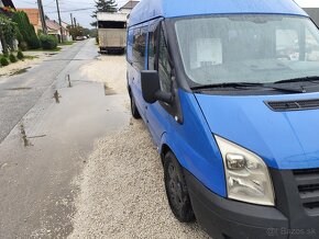 Ford transit 5 miestné 2007 - 8