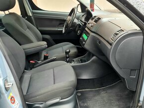 ŠKODA ROOMSTER 1.6 CR TDI PANORAMA 2011 - 8