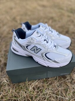 New Balance 530 EU43 - 8