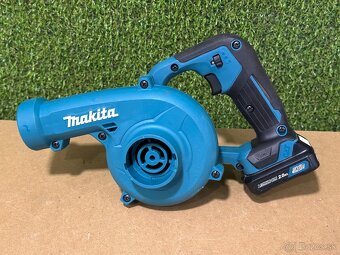 Makita UB100DZ Aku ofukovač Li-ion CXT 12V - 8