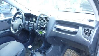 Kia Sportage 2,0 CRDi 4X4 - 8