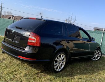 Škoda Octavia II Combi RS 2.0Tdi - 8