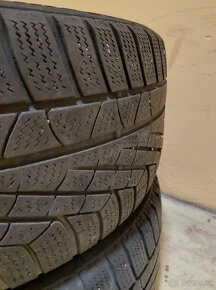 Predám 2 zimné pneu PIRELLI Sottozero 255/35 R20 - 8