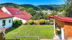 Zabehnutý apartmánový rodinný dom +wellness Banská Štiavnica - 8