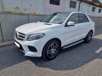 Mercedes Benz GLE 350d - 8