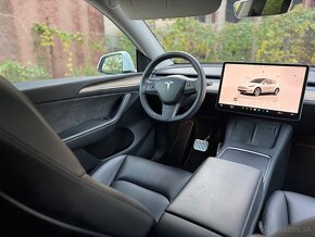 Tesla model Y long range dual motor - 8