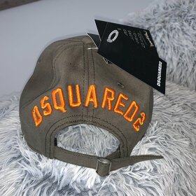 DSQUARED2 - šiltovka č.10, 19 - 8