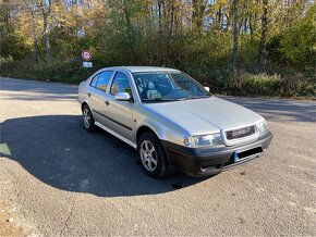 Škoda octavia 1 1.6 74kW - 8