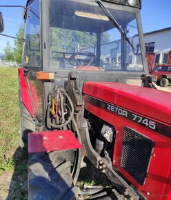 Zetor 7745 s nakladačom a SPZ - 8