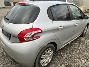 Zadná časť, dvere, naraznik Peugeot 208 strieborný 2010-2015 - 8