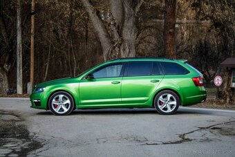 Škoda Octavia Combi 2.0 TDI DPF RS 4x4 DSG / Zelená - 8