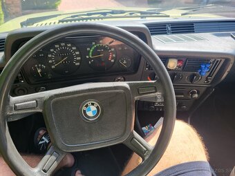 BMW e21 - 8