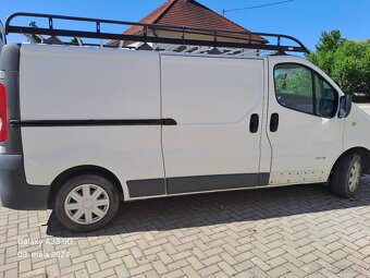 Renault trafic 2.0tdi - 8