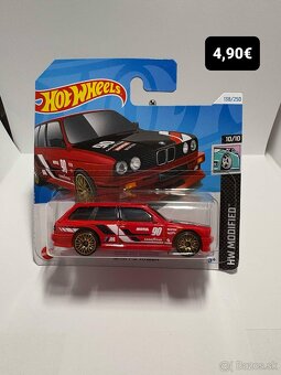 HOT WHEELS - 8