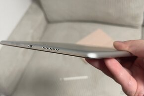 iPad Air 3. generácia (2019) 64gb strieborný - 8