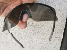 Kvalitné cyklistické okuliare s filtrom UV400 modré / čierne - 8
