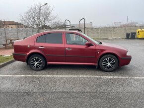 Škoda Octavia 1.6 - 8