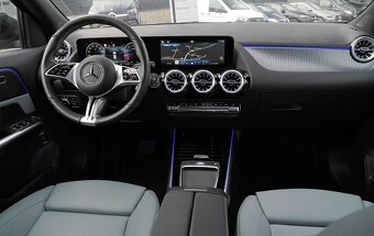 Mercedes-Benz GLA 180 - 8