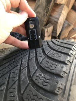 5x100 r15 celoročne Pirelli 5mm - 8