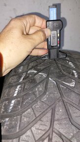 Pneumatyky 225/60 r18 zimné - 8