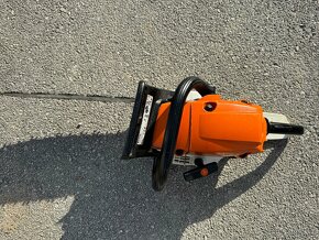 Predám motorovú pílu Stihl MS261 - 8