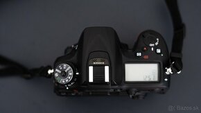 Predám fotoaparáty Nikon D7200, Nikon 3200 + objektívy + ble - 8