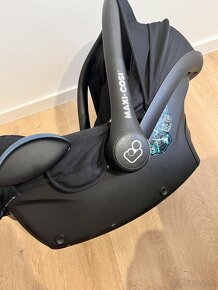 Vajíčko Maxi Cosi Cabriofix a isofix - 8