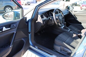 Volkswagen Golf 1,2 TSi 63 kW LOUNGE - 8