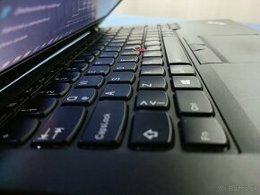 Lenovo ThinkPad X250 - 8