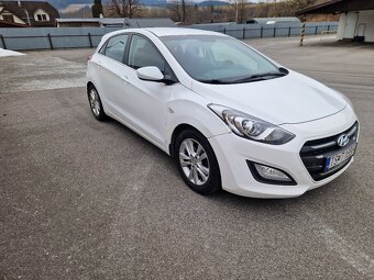 Hyundai i30 1.6crdi - 8