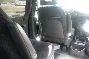 Chrysler  Voyager GS 2,5 - 8