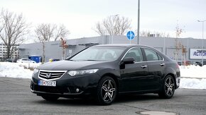 Honda Accord 2.0 i-VTEC - 8