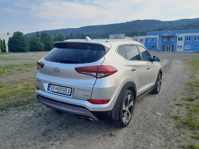 HYUNDAI TUCSON 2.0 CRDi 4x4 automat - 8