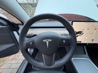 Tesla Model 3 SR Plus (321PS) r2021 refresh, FSD 82 300 km - 8