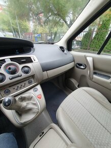 Predám Renault Scenic 2,1,6 Benzín - 8