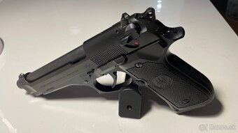 Beretta 92FS cal. 9mm-Luger - 8