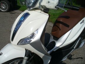 Piaggio Medley S 125 i ABS, - 8