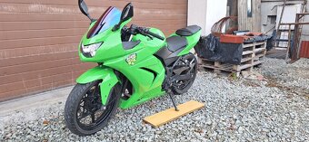 Kawasaki Ninja 250 - 8