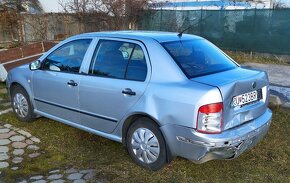 Predam Skodu fabia sedan - 8