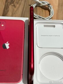 Predám Apple iPhone 11 64GB RED Známky používania - 8