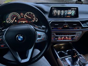 BMW Rad 7 730d A/T - 8