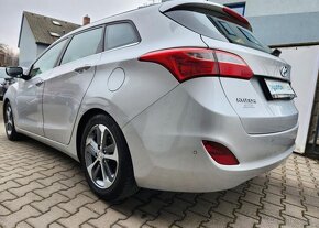 Hyundai i30 1.6-spotř.5l/100km-TOP STAV - 8