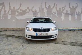 Škoda Octavia Combi 2.0 TDI Elegance/Style DSG - 8