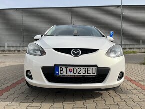 Mazda 2 / 1.3i / TE PLUS (2009) - 8