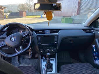 Skoda octavia combi 2.0TDI dsg - 8