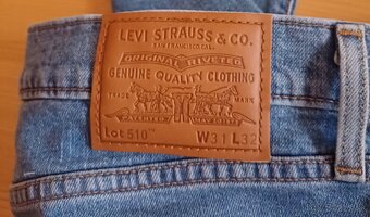 Levis bledomodré slim fit sttečové - 8