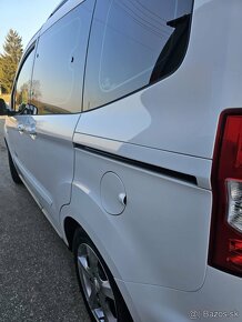Ford Tourneo Courier 1.0 EcoBoost - 8
