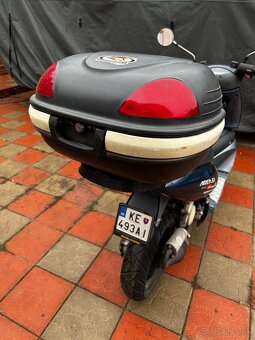 Aprilia area 51 - 8