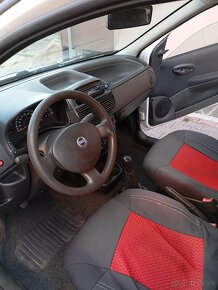 Fiat Punto 1,3 - 8