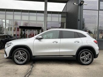 Mercedes-Benz GLA - 8